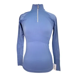 Anique Signature Sun Shirt in Blue - Women's Small