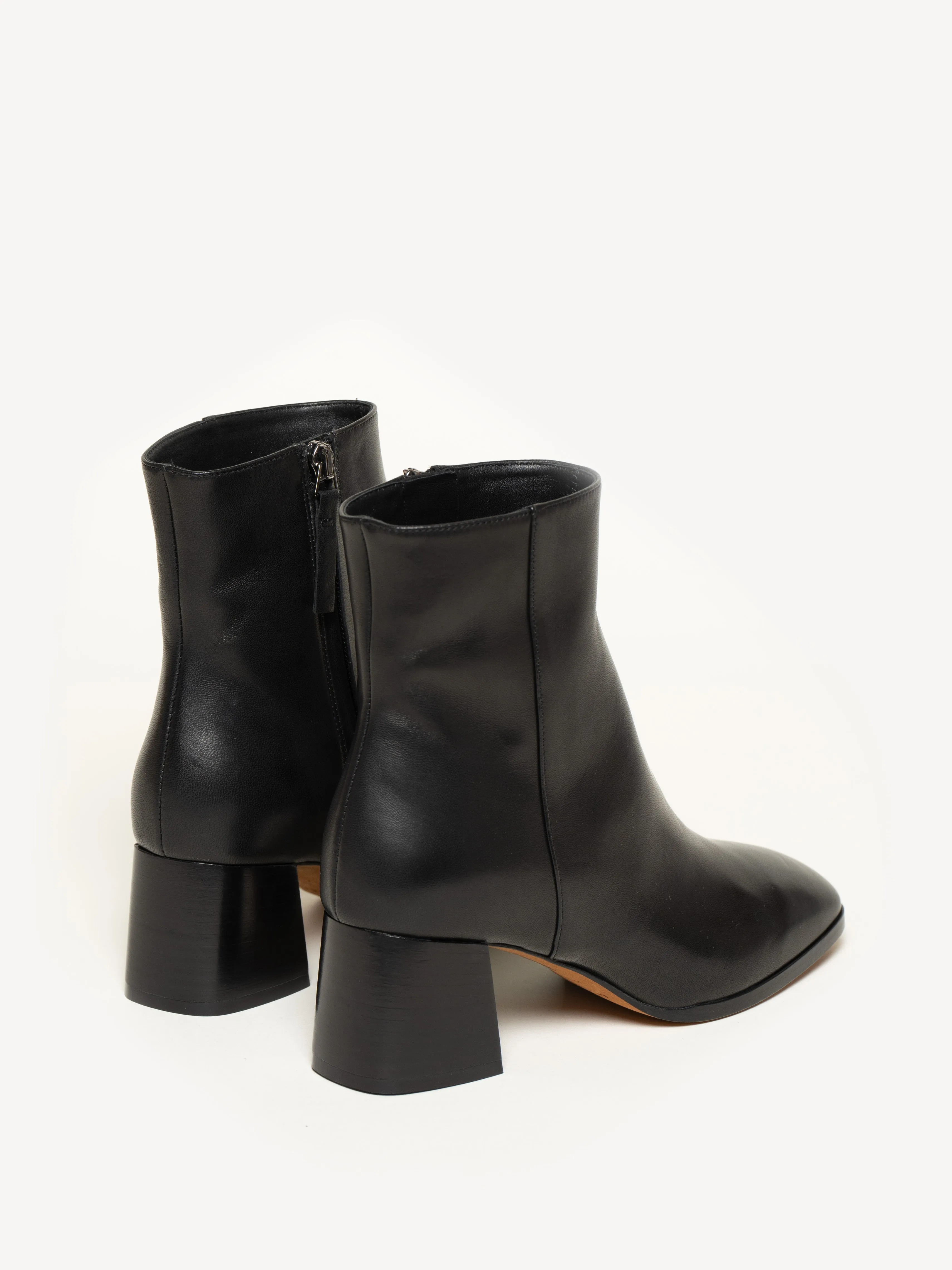 The Cristina (Sample Sale)